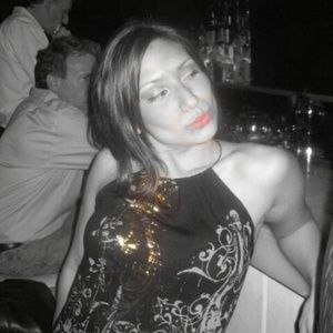 Meet your Posher, Maria